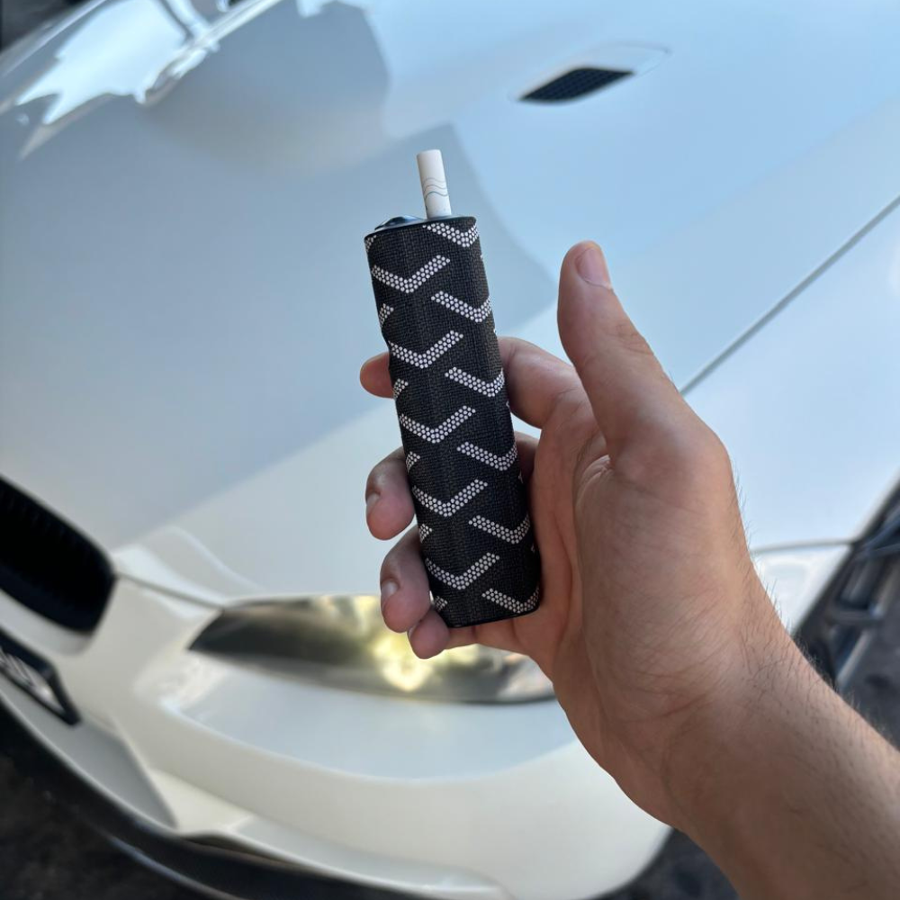 Iluma One Black